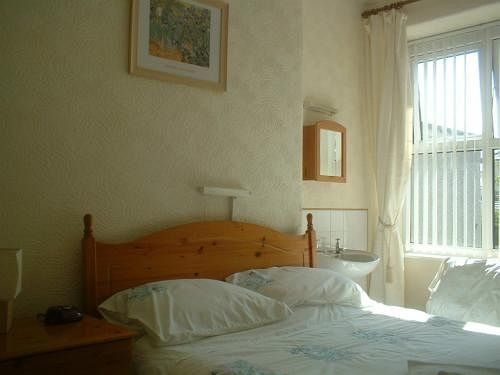 Wavecrest Hotell Holyhead Eksteriør bilde